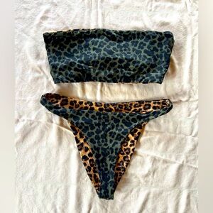 Good American reversible leopard print bikini (M/L)